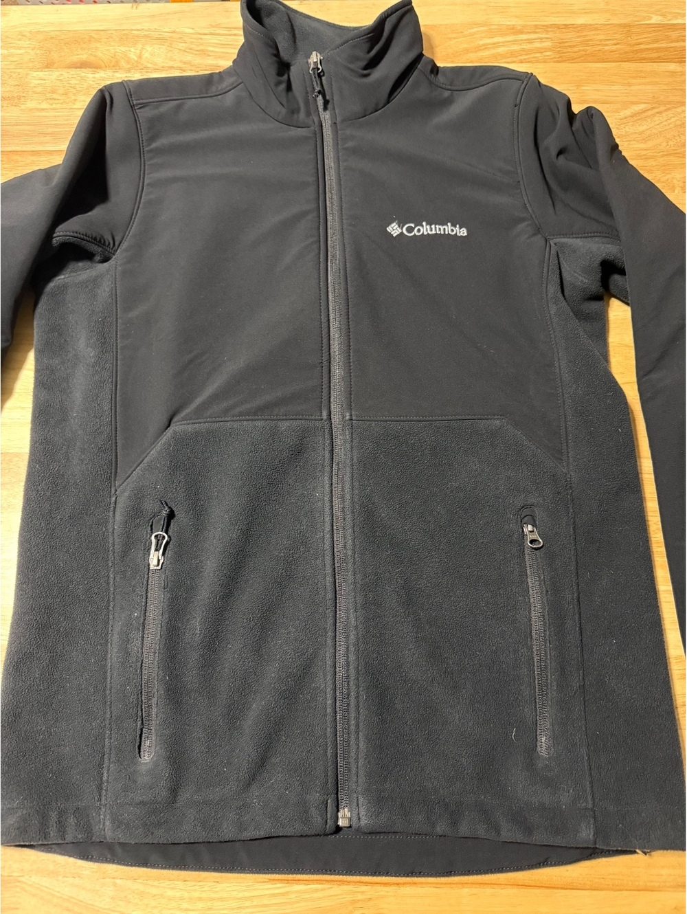 Columbia Men’s Small Black Full Zip Fleece Softshell Jacket